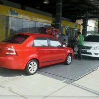 Photo taken at Car Auto carwash by Mochammad R. on 7/14/2012