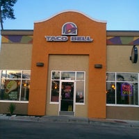 Photo taken at Taco Bell by Steven K. on 5/15/2012