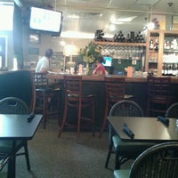 Foto tomada en The Red Pepper - Restaurant &amp; Bar  por wendy h. el 7/13/2012