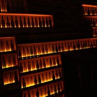 12/2/2011にAmanda Z.がDickson Wine Barで撮った写真