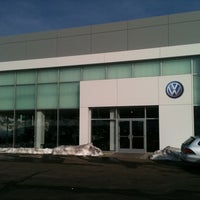 Foto diambil di Commonwealth Motors oleh Drew B. pada 2/18/2011