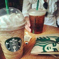 Photo taken at Starbucks by Rafael F. on 4/14/2012