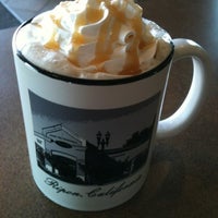 Foto diambil di Ripon Coffee House oleh Carina B. pada 4/18/2012