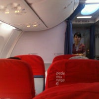 Photo taken at JT153 SIN-CGK / Lion Air by Om A. on 10/16/2011