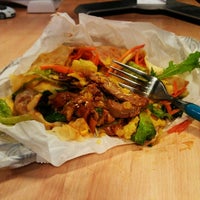 รูปภาพถ่ายที่ Food Underground โดย Ash S. เมื่อ 1/3/2012