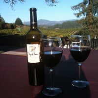 10/16/2011にVictoria B.がRaymond Burr Vineyards and Wineryで撮った写真