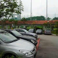 Photo taken at Keppel Driving Range by Muhammad Y. on 5/5/2012