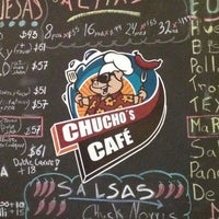 Das Foto wurde bei Chucho&amp;#39;s Cafe von Ricardo W. am 2/10/2012 aufgenommen