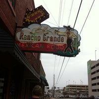 2/28/2012 tarihinde Scott T.ziyaretçi tarafından El Rancho Grande Restaurant'de çekilen fotoğraf