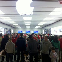 christiana mall apple christiana mall apple