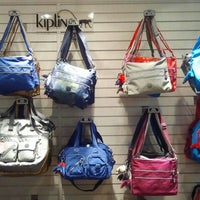Bag 'n Baggage - Luggage Store in Honolulu