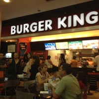 Photo taken at Burger King by Luiz M. on 8/13/2012