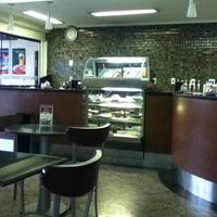 Foto scattata a Fran&amp;#39;s Café da Diego C. il 3/25/2012