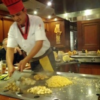 Снимок сделан в Sakura Japanese Steak, Seafood House &amp;amp; Sushi Bar пользователем Mark 4/7/2012