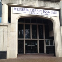 Photo taken at Weinberg Memorial Library (University of Scranton) by Leena W. on 4/11/2012