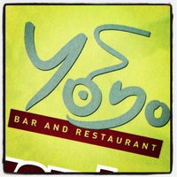 Foto tirada no(a) Yo Yo Bar &amp;amp; Restaurant por Paul L. em 8/18/2012