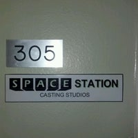 Foto tirada no(a) Space Station Casting Studios por Sebastian M. em 4/12/2012