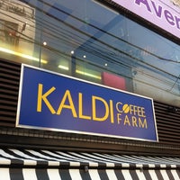 Photo taken at KALDI COFFEE FARM by R S. on 5/19/2012