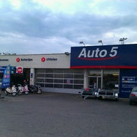 Photo taken at Auto5 by Peter B. on 9/16/2011