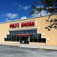 Peltz Shoes-Brandon Store - Shoe Store