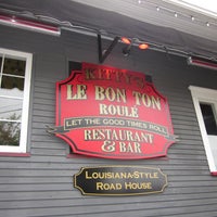 Photo taken at Le Bon Ton Roulé by Robby D. on 6/24/2012