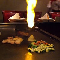 Foto tomada en Fuji Steak House  por Yoshi P. el 7/25/2012