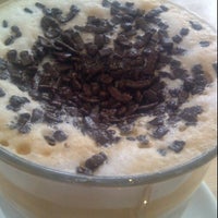 4/25/2012にSharon M.がRocaccino Rockin&amp;#39; Coffeeで撮った写真