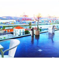 Foto tirada no(a) Le Chat por Rui C. em 7/30/2012