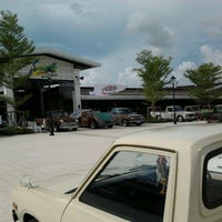 Photo taken at ลานจอดรถหลัง Seacon Square by Oakclub T. on 5/5/2012