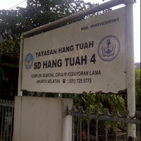 Photo taken at SD Hang Tuah IV by Bugi S. on 1/11/2012