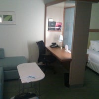Foto diambil di SpringHill Suites Madera oleh Keiichi S. pada 8/25/2011