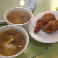 Photo taken at Sawadee Thai Cuisine by Titus P. on 8/6/2012