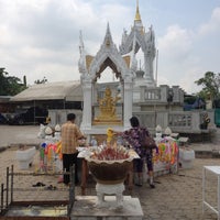 Photo taken at พระพรหม ร่มเกล้า by Aey C. on 4/28/2012