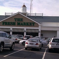 Foto tirada no(a) The Fresh Market por Daniel X. em 11/27/2011