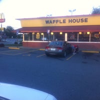 Photo taken at Waffle House by Guy H. on 9/13/2011