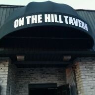 รูปภาพถ่ายที่ On The Hill Tavern โดย NATEDOG เมื่อ 9/12/2011