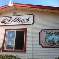 Foto tirada no(a) Fallbrook Coffee Company por Sam H. em 8/13/2011