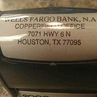 Photo taken at Wells Fargo by Khanhnee T. on 12/5/2011