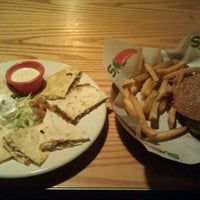 Photo taken at Chili&amp;#39;s Grill &amp;amp; Bar by Curtiss E. on 1/29/2012