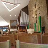 Foto diambil di St. Matthias Catholic Church oleh Tom L. pada 11/13/2011