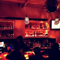 Foto scattata a &amp;#39;Disiac Lounge da Dan B. il 3/11/2012