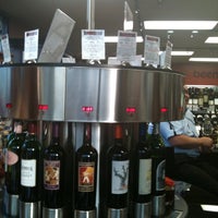 Снимок сделан в OC Wine Mart &amp;amp; Tasting Bar пользователем Danielle M. 9/28/2011