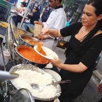 Foto scattata a Palki Indian Cuisine da Donna E. il 6/11/2012