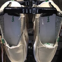 Sanuk sm north sale