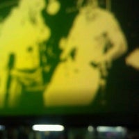 Das Foto wurde bei Graffiti&amp;#39;s Sports Pub von Brian &amp;quot;AKA Mad Tinker 2&amp;quot; D. am 1/1/2012 aufgenommen