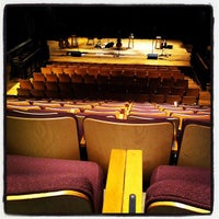 11/9/2011 tarihinde Graham P.ziyaretçi tarafından Charles W. Stockey Centre For The Performing Arts'de çekilen fotoğraf