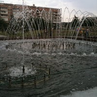 Photo taken at Фонтаны by Seredkin K. on 7/28/2011