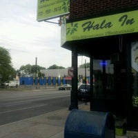 รูปภาพถ่ายที่ Hala In Restaurant โดย Jermaine B. เมื่อ 5/26/2012