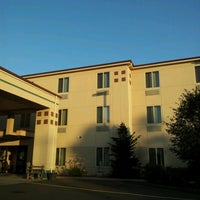 Photo taken at Baymont Inn &amp;amp; Suites Manchester - Hartford CT by Irma I. on 6/18/2012