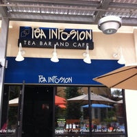 รูปภาพถ่ายที่ Tea Infusion โดย Lee E. เมื่อ 4/9/2011